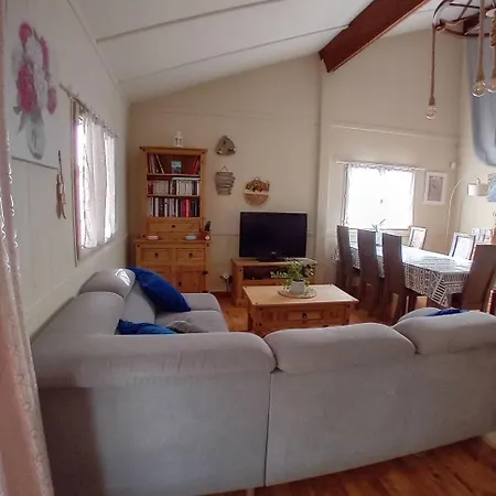 Holiday home La Maisonnette De Saint-julien